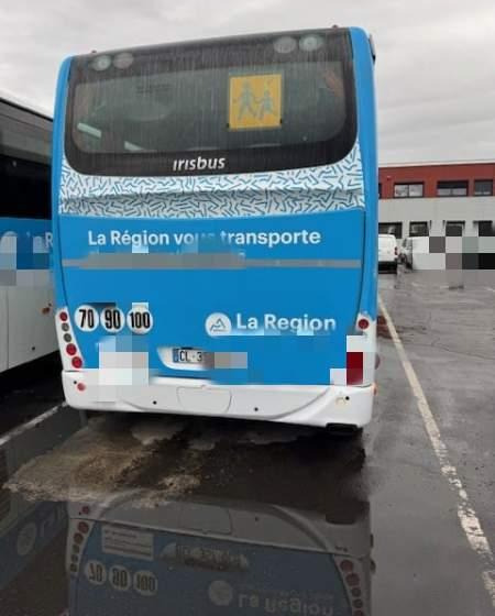 Irisbus EVADYS H / SPROWADZONY / MANUAL / EURO 5 - Bus interurbain: photos 3 Irisbus EVADYS H / SPROWADZONY / MANUAL / EURO 5 - Bus interurbain: photos 3