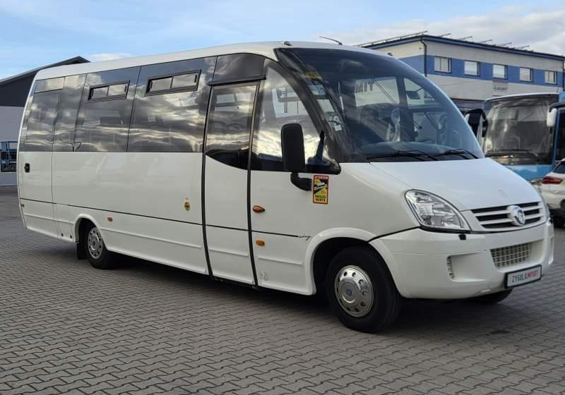 Iveco WING2 / SPROWADZONE / 34 MIEJSCA/ MANUAL - Minibus, Transport de personnes: photos 4 Iveco WING2 / SPROWADZONE / 34 MIEJSCA/ MANUAL - Minibus, Transport de personnes: photos 4