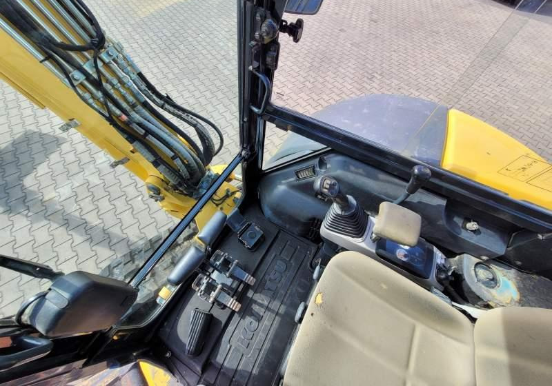 Crédit-bail de  Komatsu PC55MR-3 / SPROWADZONA / 4 380 MTH Komatsu PC55MR-3 / SPROWADZONA / 4 380 MTH: photos 19