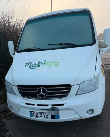 Mercedes-Benz SUNRIDER 818 VARIO / SPROWADZONY / 36 MIEJSC - Minibus, Transport de personnes: photos 1 Mercedes-Benz SUNRIDER 818 VARIO / SPROWADZONY / 36 MIEJSC - Minibus, Transport de personnes: photos 1