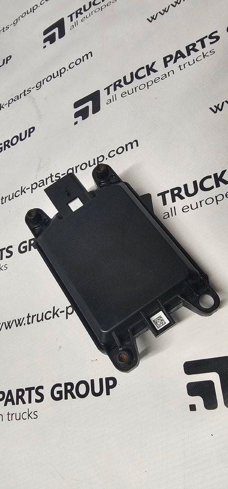 MAN TGX, TGS, TGL, TGM radar unit, distance sensor, distance control unit, EURO6 emission, 81276100035, 81276100034, 81276100037 autocruise by TRW, 81276100033, 81258137041 - Capteur pour Camion: photos 4 MAN TGX, TGS, TGL, TGM radar unit, distance sensor, distance control unit, EURO6 emission, 81276100035, 81276100034, 81276100037 autocruise by TRW, 81276100033, 81258137041 - Capteur pour Camion: photos 4
