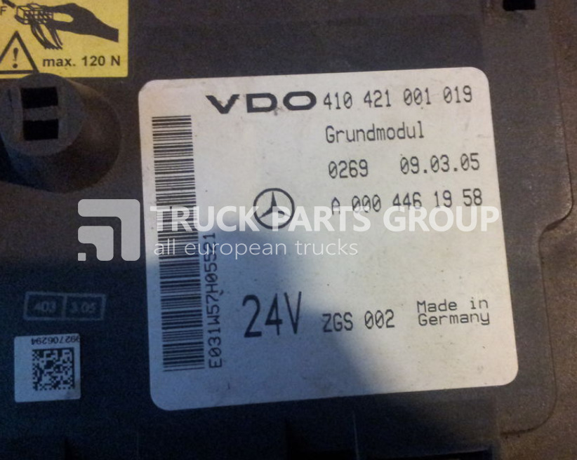 MERCEDES-BENZ Actros MP2, MP3 GM unit, Grundmodul, Fuse box, central electric fuse block - Fusible pour Camion: photos 2 MERCEDES-BENZ Actros MP2, MP3 GM unit, Grundmodul, Fuse box, central electric fuse block - Fusible pour Camion: photos 2