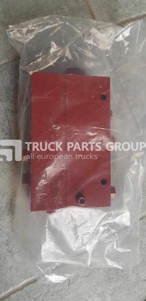 MAN F2000 valve block 82.47103-6003, ZF7763900101, 82471036003/ZF, 7763900105 - Pièces de rechange pour Camion: photos 1 MAN F2000 valve block 82.47103-6003, ZF7763900101, 82471036003/ZF, 7763900105 - Pièces de rechange pour Camion: photos 1