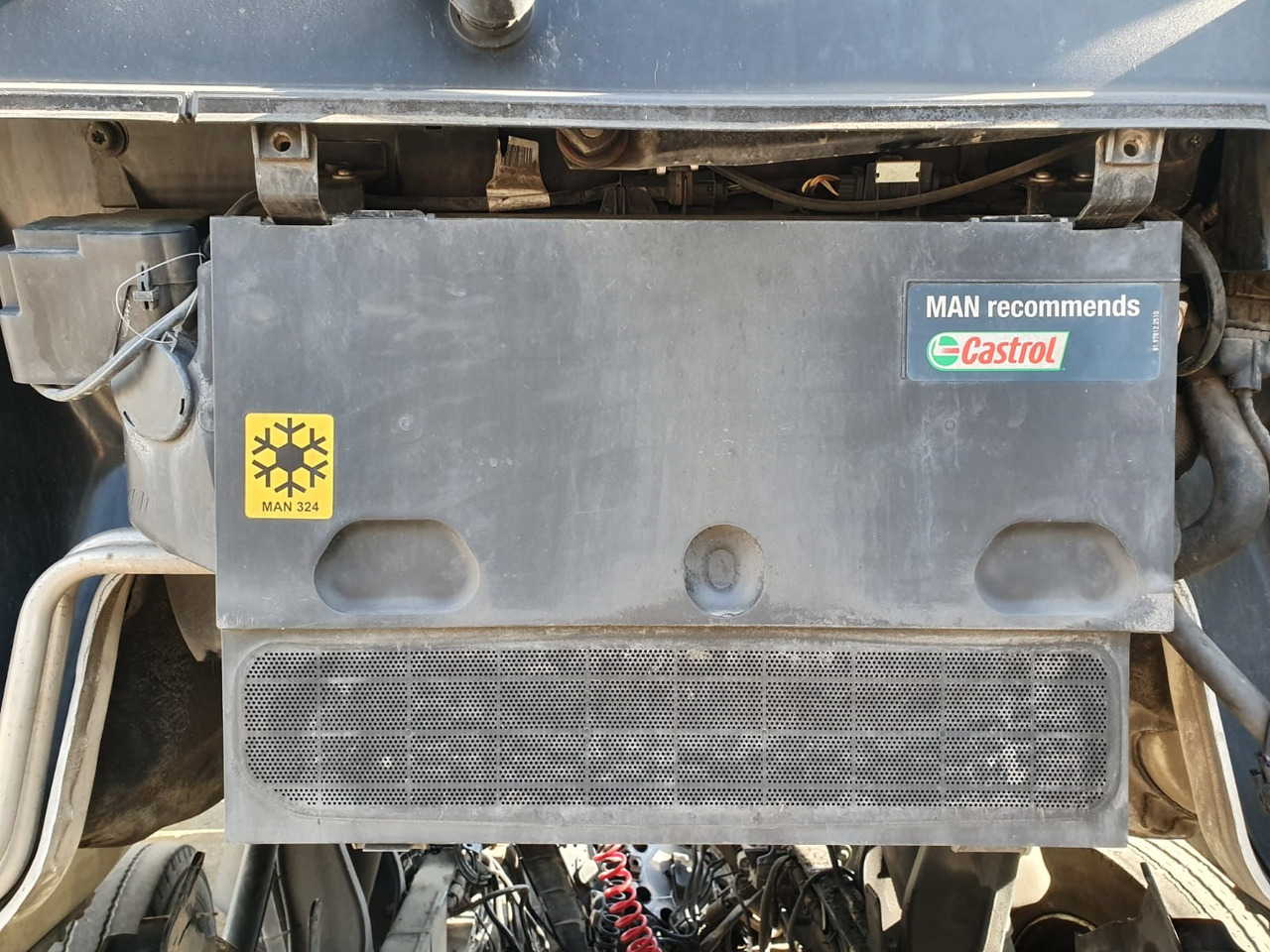 Pièces de rechange pour Camion MAN MAN TGX / TGS EURO6 emission AC conditioning pipes, full set, air flow control 81619600808, 81619750304, 81619750305: photos 9