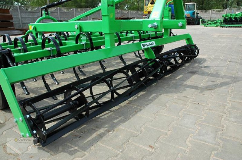 BOMET Saatbettkombination Bomet U724/1 - Outils du sol: photos 2 BOMET Saatbettkombination Bomet U724/1 - Outils du sol: photos 2
