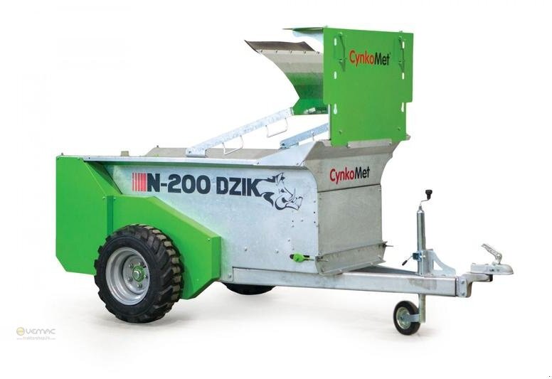 CYNKOMET Miststreuer Anhänger Cynkomet N-200 DZIK 800kg Streuer Mis - Epandeur à fumier: photos 1 CYNKOMET Miststreuer Anhänger Cynkomet N-200 DZIK 800kg Streuer Mis - Epandeur à fumier: photos 1