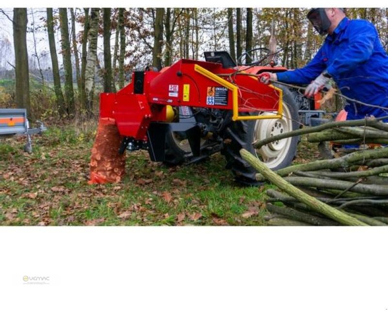 Broyeur de végétaux neuf Remet Holzhacker Remet R-120 Hacker Grobhäcksler Holzhäcksler NEU: photos 16 Broyeur de végétaux neuf Remet Holzhacker Remet R-120 Hacker Grobhäcksler Holzhäcksler NEU: photos 16