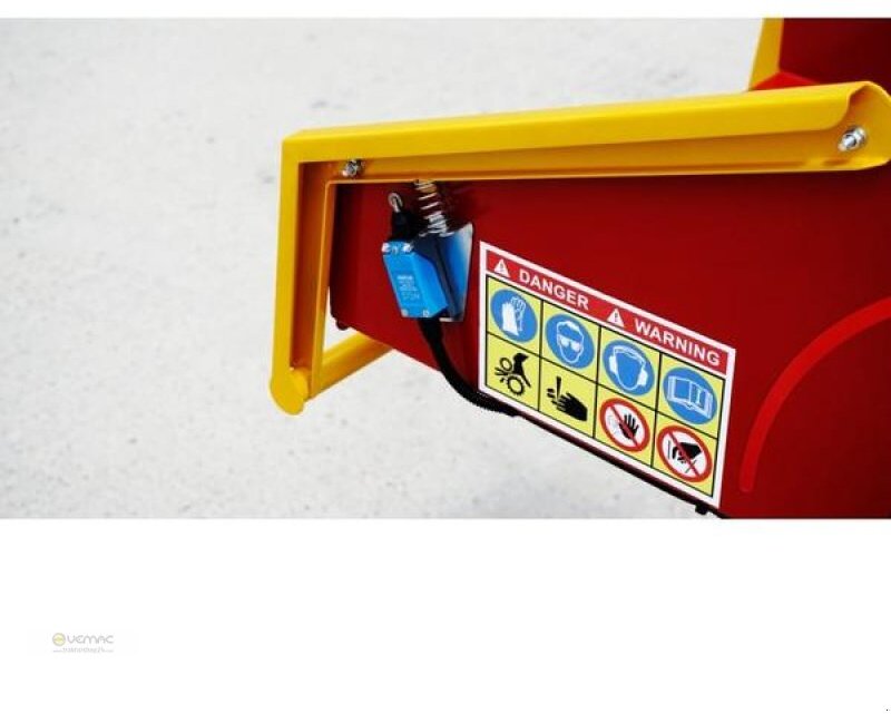 Broyeur de végétaux neuf Remet Holzhacker Remet R-120 Hacker Grobhäcksler Holzhäcksler NEU: photos 14 Broyeur de végétaux neuf Remet Holzhacker Remet R-120 Hacker Grobhäcksler Holzhäcksler NEU: photos 14