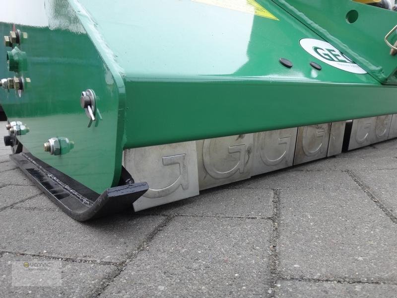 Broyeur à axe horizontal neuf Vemac EFGC145 145cm Mulcher Schlegelmulcher Hammerschlegel NEU: photos 14