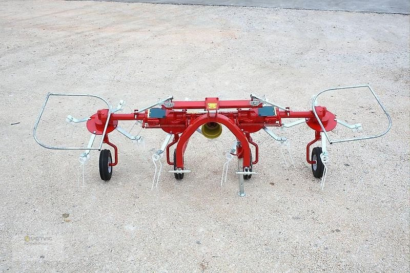 Vemac Heuwender 290 Daros 4GS Kreiselheuwender Kreiselwender NEU - Faneuse: photos 1 Vemac Heuwender 290 Daros 4GS Kreiselheuwender Kreiselwender NEU - Faneuse: photos 1