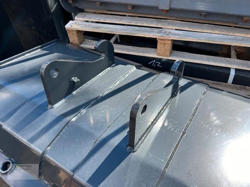 Matériel d'ensilage neuf Vemac Krokodilschaufel 90 cm Kroko Schaufel Weidemann Schäffer Hoflader: photos 18 Matériel d'ensilage neuf Vemac Krokodilschaufel 90 cm Kroko Schaufel Weidemann Schäffer Hoflader: photos 18