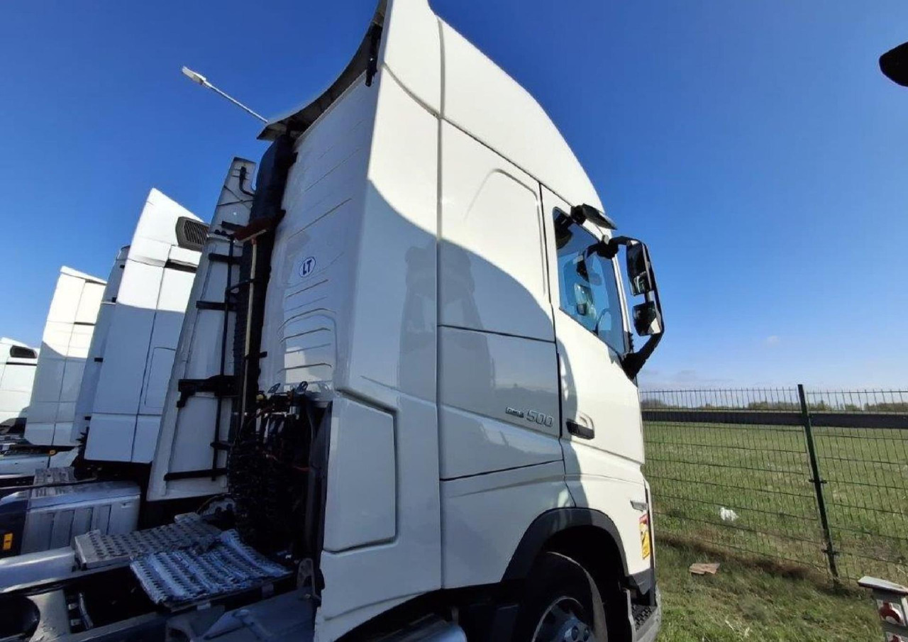 2022 Volvo FH 500 Globetrotter XL Varios - Tracteur routier: photos 3 2022 Volvo FH 500 Globetrotter XL Varios - Tracteur routier: photos 3