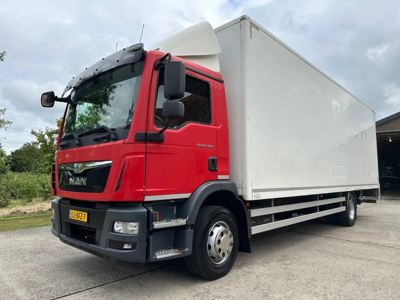 MAN TGM 15.250 / NL TRUCK / EURO 6 / NEW TYRES / NEW TACHO!! / BOX + LOADLIFT 2t - Camion fourgon: photos 1 MAN TGM 15.250 / NL TRUCK / EURO 6 / NEW TYRES / NEW TACHO!! / BOX + LOADLIFT 2t - Camion fourgon: photos 1