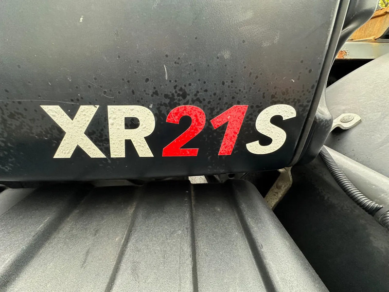 Camion ampliroll Volvo FE 320 / NL TRUCK / EURO 5 / HIAB MULTILIFT XR 21T / LIKE NEW!! / LOW KM!! / LIFT+STEER AXLE: photos 10 Camion ampliroll Volvo FE 320 / NL TRUCK / EURO 5 / HIAB MULTILIFT XR 21T / LIKE NEW!! / LOW KM!! / LIFT+STEER AXLE: photos 10