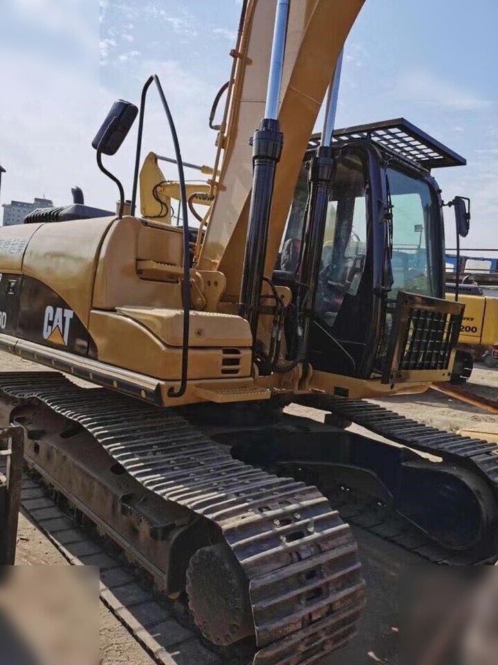 CATERPILLAR 320D - Pelle sur chenille: photos 3 CATERPILLAR 320D - Pelle sur chenille: photos 3