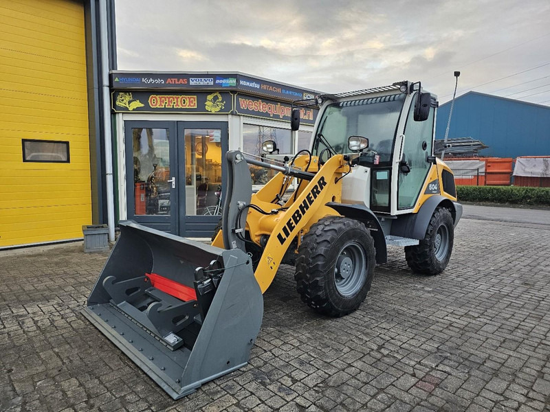 Liebherr L504C * NEW * - Chargeuse sur pneus: photos 2 Liebherr L504C * NEW * - Chargeuse sur pneus: photos 2