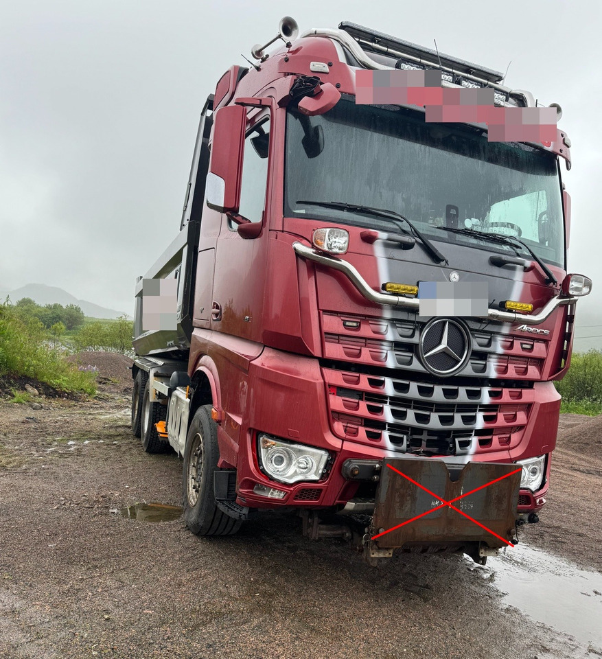 Mercedes-Benz Arocs 2658 - Camion benne: photos 1 Mercedes-Benz Arocs 2658 - Camion benne: photos 1
