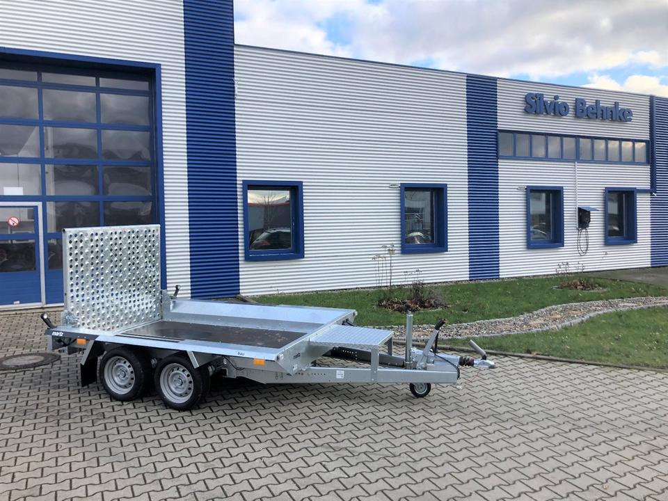 Martz Tieflader Maschinenanhänger 2700KG *NUTZLAST 2166KG*INKL.19% MWST*SOFORT!* - Remorque porte engin: photos 1 Martz Tieflader Maschinenanhänger 2700KG *NUTZLAST 2166KG*INKL.19% MWST*SOFORT!* - Remorque porte engin: photos 1