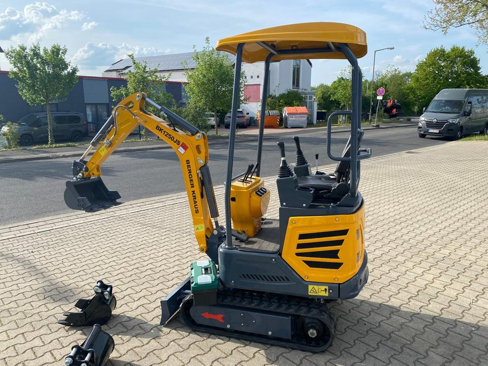 Minibagger BK1250JS + Schaufelpaket *INKL.19% MWST*KUBOTA*BERGER KRAUS*JOYSTICK*SOFORT!* - Mini pelle: photos 3 Minibagger BK1250JS + Schaufelpaket *INKL.19% MWST*KUBOTA*BERGER KRAUS*JOYSTICK*SOFORT!* - Mini pelle: photos 3