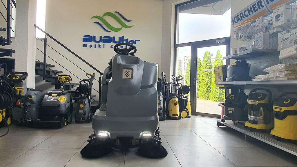 KÄRCHER Szorowarka Zamiatarka KARCHER B200 R Dose SB Serwis GWARANCJA 2019 YEAR - Autolaveuse: photos 5 KÄRCHER Szorowarka Zamiatarka KARCHER B200 R Dose SB Serwis GWARANCJA 2019 YEAR - Autolaveuse: photos 5