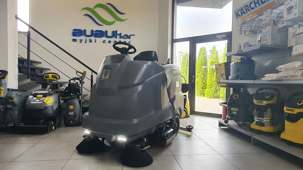 KÄRCHER Szorowarka Zamiatarka KARCHER B200 R Dose SB Serwis GWARANCJA 2019 YEAR - Autolaveuse: photos 2 KÄRCHER Szorowarka Zamiatarka KARCHER B200 R Dose SB Serwis GWARANCJA 2019 YEAR - Autolaveuse: photos 2