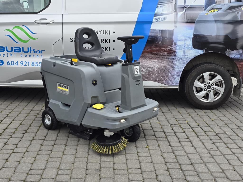 KÄRCHER Zamiatarka KARCHER KM 85/50 R Bp Pack 2019 R 91 HOURS - Balayeuse industrielle: photos 2 KÄRCHER Zamiatarka KARCHER KM 85/50 R Bp Pack 2019 R 91 HOURS - Balayeuse industrielle: photos 2