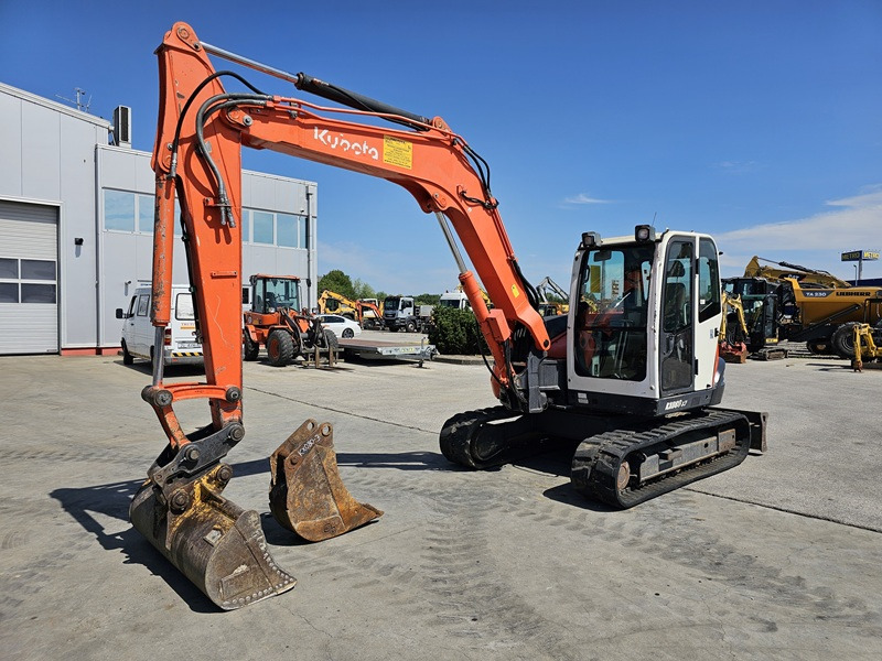 KUBOTA KX080-3 - Mini pelle: photos 1 KUBOTA KX080-3 - Mini pelle: photos 1