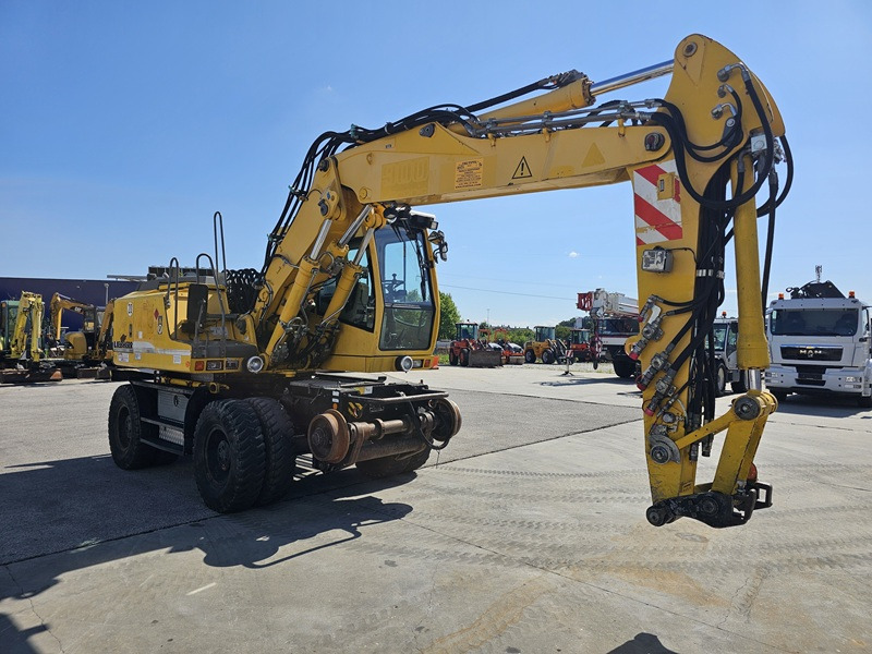 LIEBHERR A900C ZW - Pelle sur pneus: photos 5 LIEBHERR A900C ZW - Pelle sur pneus: photos 5