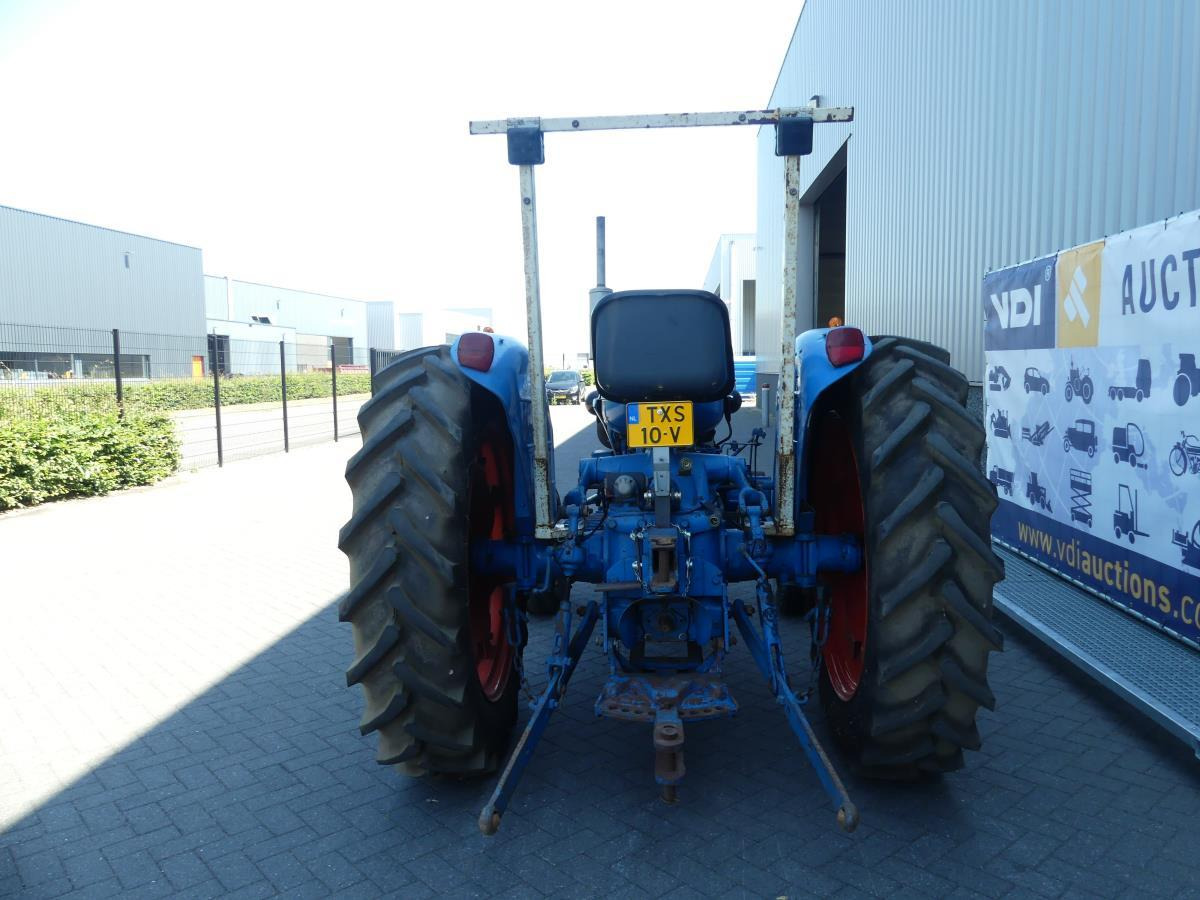 Fordson Major - Tracteur agricole: photos 5 Fordson Major - Tracteur agricole: photos 5