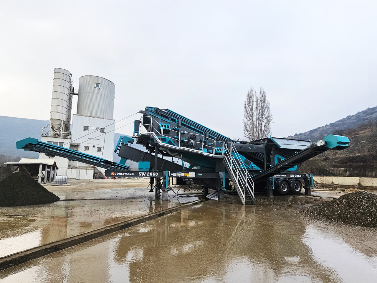 Constmach Mobile Screening And Washing Plant 60-200 TPH - Crible: photos 5 Constmach Mobile Screening And Washing Plant 60-200 TPH - Crible: photos 5