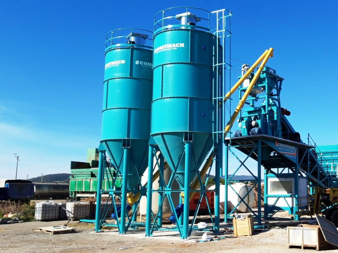 Constmach Silo à Ciment d'une Capacité de 50 Tonnes - Silo à ciment: photos 2 Constmach Silo à Ciment d'une Capacité de 50 Tonnes - Silo à ciment: photos 2