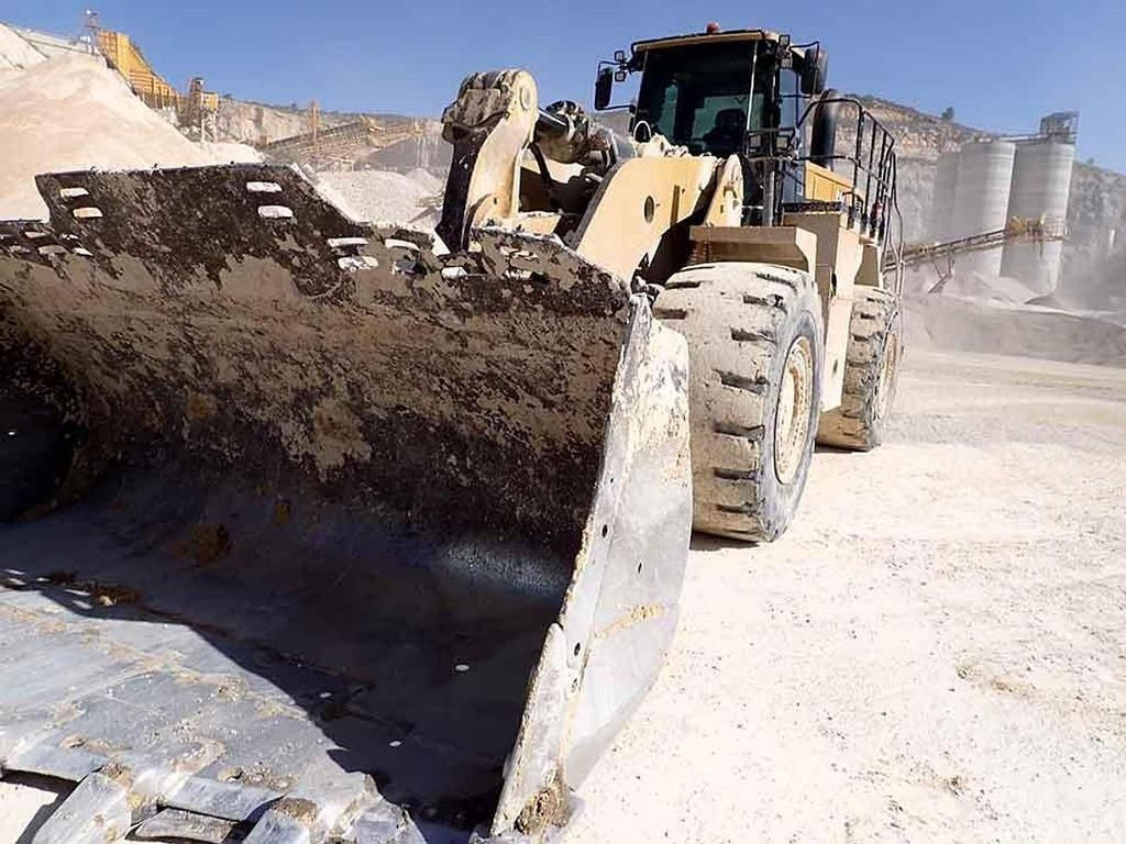 CAT 988K - Chargeuse sur pneus: photos 2 CAT 988K - Chargeuse sur pneus: photos 2