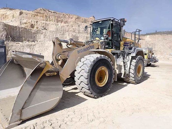 Komatsu WA475-10 - Chargeuse sur pneus: photos 1 Komatsu WA475-10 - Chargeuse sur pneus: photos 1
