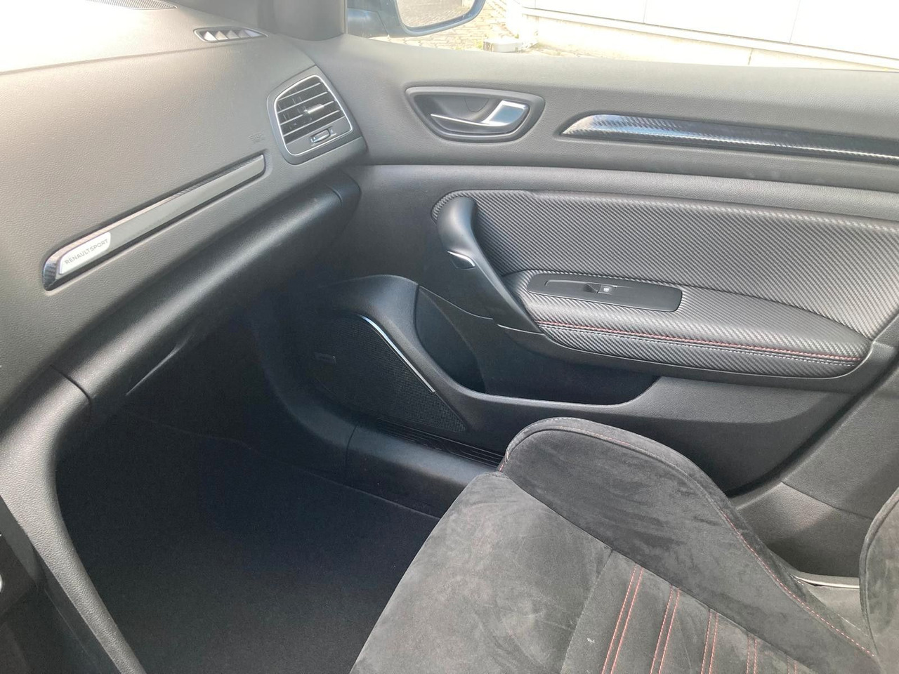 Voiture Renault Megane IV Lim. 5-trg. R.S. Trophy TCe 300: photos 19