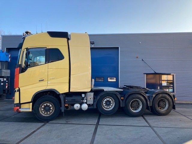 Volvo FH 16.750 8x4/4 - Tracteur routier: photos 2 Volvo FH 16.750 8x4/4 - Tracteur routier: photos 2