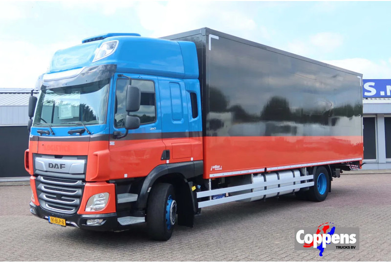 DAF CF 410 Bakwagen + DHollandia 2000kg Horsetruck Reacetruck Flowertruck - Camion fourgon: photos 1 DAF CF 410 Bakwagen + DHollandia 2000kg Horsetruck Reacetruck Flowertruck - Camion fourgon: photos 1