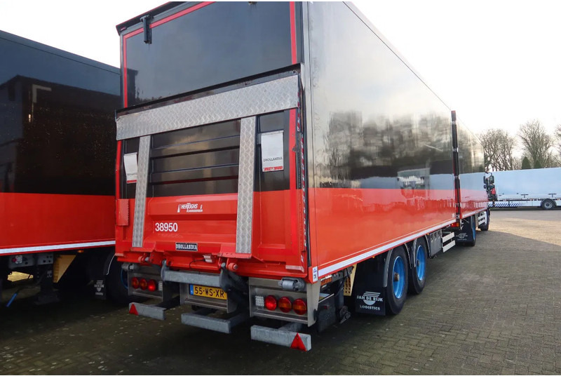 DAF CF 410 DAF CF 410 Bakwagen+Trailer 2x DHollandia 2000kg 6 stuks in voorraad!! - Camion fourgon: photos 3 DAF CF 410 DAF CF 410 Bakwagen+Trailer 2x DHollandia 2000kg 6 stuks in voorraad!! - Camion fourgon: photos 3