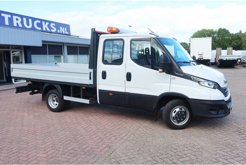 Iveco Daily 35C16 HI Matic Dubbele cabine open 7 persoons uitvoering. Dubbel lucht achter as. 3.0 L motor - Utilitaire plateau, Utilitaire double cabine: photos 2 Iveco Daily 35C16 HI Matic Dubbele cabine open 7 persoons uitvoering. Dubbel lucht achter as. 3.0 L motor - Utilitaire plateau, Utilitaire double cabine: photos 2