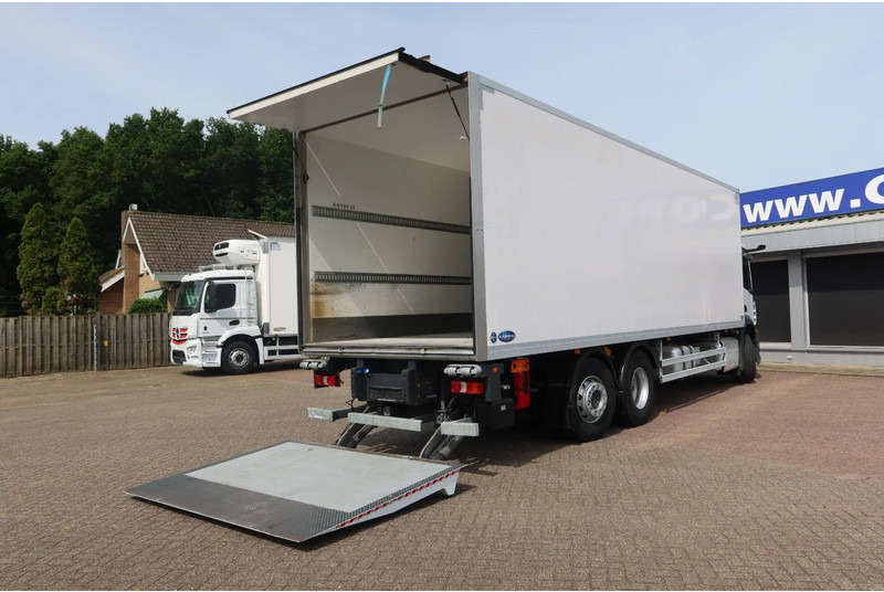 Mercedes-Benz 2530 L Koel / vries Carrier supra 1050 + klep 2500 kg - Camion frigorifique: photos 3 Mercedes-Benz 2530 L Koel / vries Carrier supra 1050 + klep 2500 kg - Camion frigorifique: photos 3