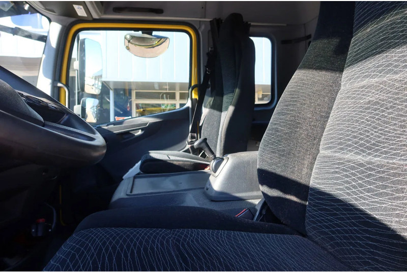 Mercedes-Benz Atego 1221 1221 L Takel wagen 6 Persoons - Remorqueuse: photos 5 Mercedes-Benz Atego 1221 1221 L Takel wagen 6 Persoons - Remorqueuse: photos 5