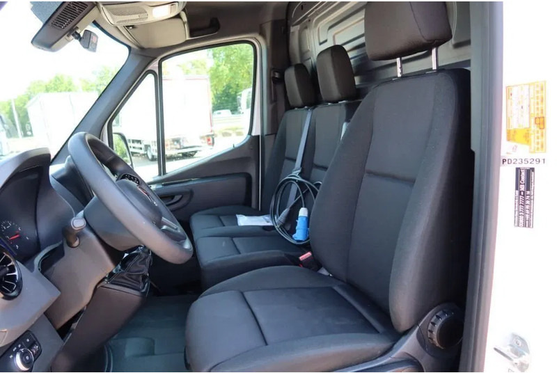 Mercedes-Benz Sprinter 315 CDI Koel/Vries/Verwarmen Carrier Xarios 350 + 220 volt nachtaansluiting - Utilitaire frigorifique: photos 5 Mercedes-Benz Sprinter 315 CDI Koel/Vries/Verwarmen Carrier Xarios 350 + 220 volt nachtaansluiting - Utilitaire frigorifique: photos 5