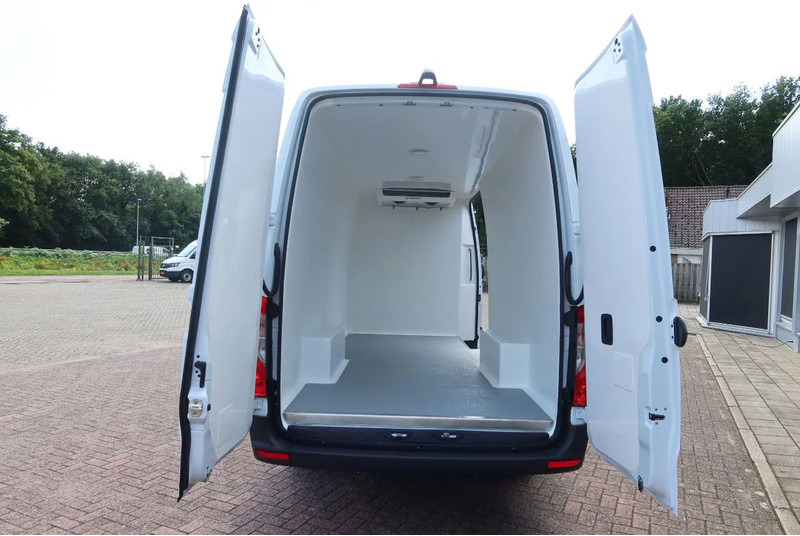 Mercedes-Benz Sprinter 317 CDI Koelwagen L3/H2 NIEUW - Utilitaire frigorifique: photos 3 Mercedes-Benz Sprinter 317 CDI Koelwagen L3/H2 NIEUW - Utilitaire frigorifique: photos 3