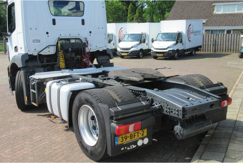 Mercedes-Benz Antos 1833 L - Tracteur routier: photos 3 Mercedes-Benz Antos 1833 L - Tracteur routier: photos 3