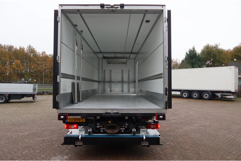 Volvo FE 280 Volvo FE 280 4x2 Carrier Supra 1250 Koel/Vries+ BAR klep 2000 kg 2 Stuks in Voorraad - Utilitaire frigorifique: photos 3 Volvo FE 280 Volvo FE 280 4x2 Carrier Supra 1250 Koel/Vries+ BAR klep 2000 kg 2 Stuks in Voorraad - Utilitaire frigorifique: photos 3