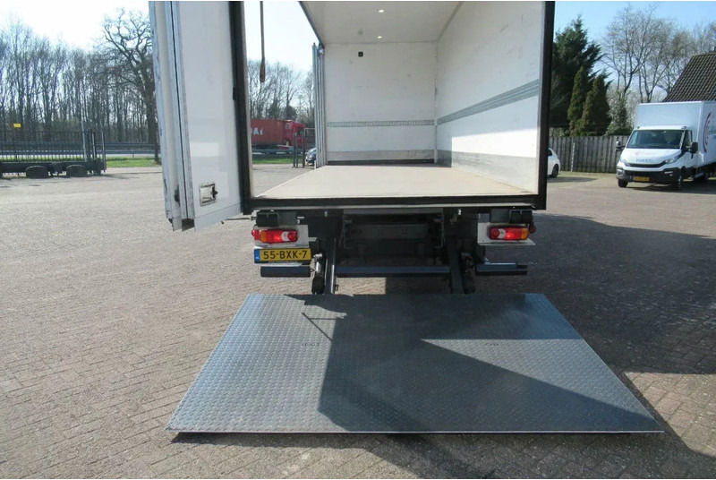 Volvo FL 250 Bakwagen + 6 deuren + Laadklep 2000 kg - Camion fourgon: photos 4 Volvo FL 250 Bakwagen + 6 deuren + Laadklep 2000 kg - Camion fourgon: photos 4