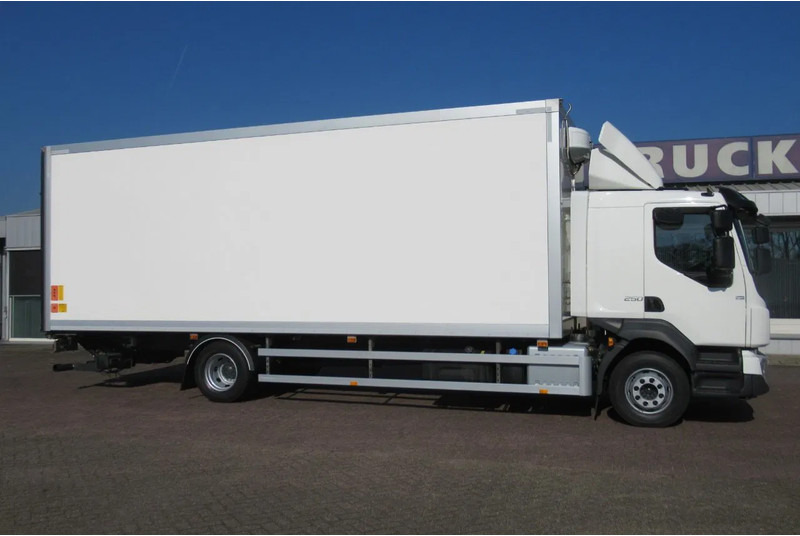 Volvo FL 250 Bakwagen + 6 deuren + Laadklep 2000 kg - Camion fourgon: photos 2 Volvo FL 250 Bakwagen + 6 deuren + Laadklep 2000 kg - Camion fourgon: photos 2