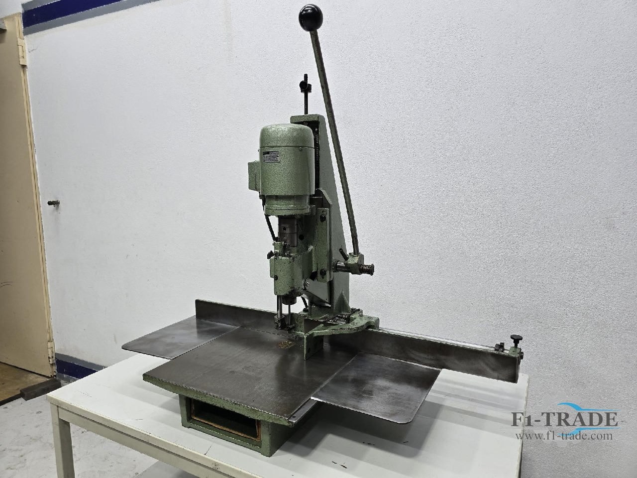 Hang 136 - Machine d'impression: photos 4 Hang 136 - Machine d'impression: photos 4