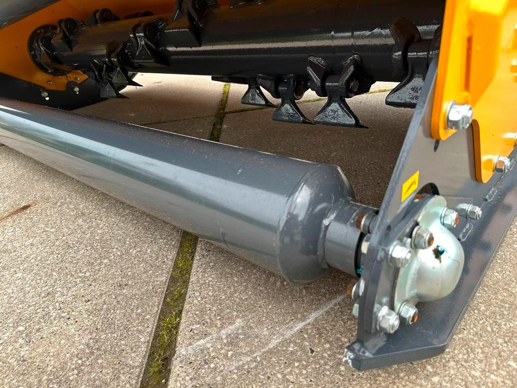 Broyeur d'accotement Elho TPM 520 Power Arm Front (bj 2024): photos 16