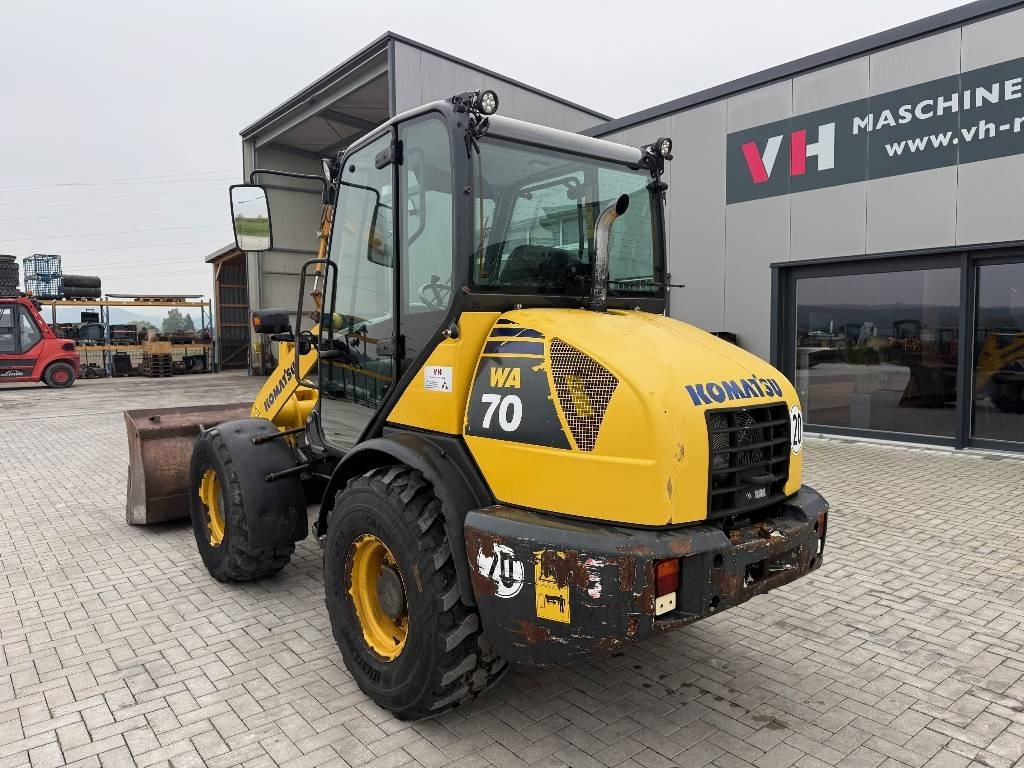 Komatsu WA 70-5 - Chargeuse sur pneus: photos 3 Komatsu WA 70-5 - Chargeuse sur pneus: photos 3