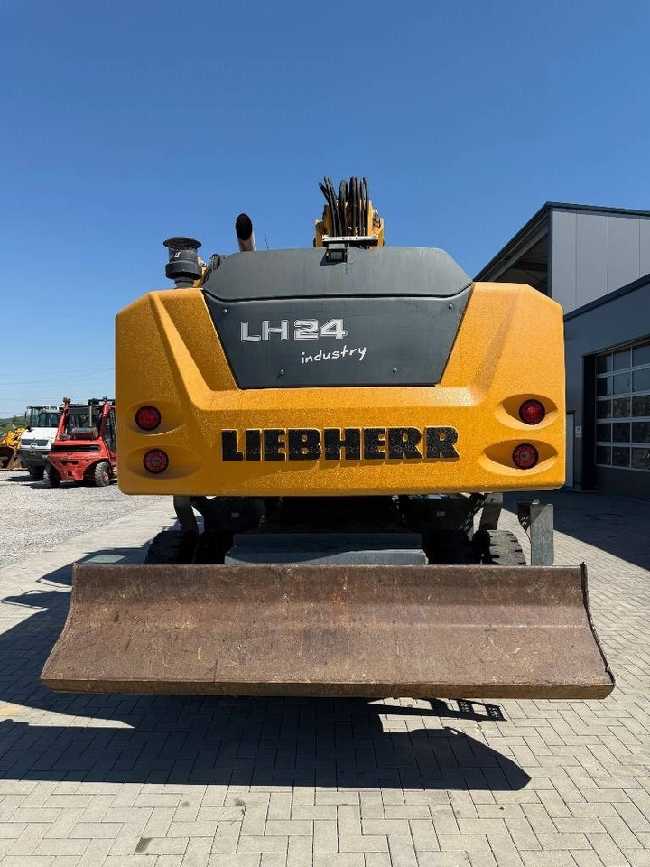 Liebherr LH 24 M - Pelle de manutention: photos 4 Liebherr LH 24 M - Pelle de manutention: photos 4